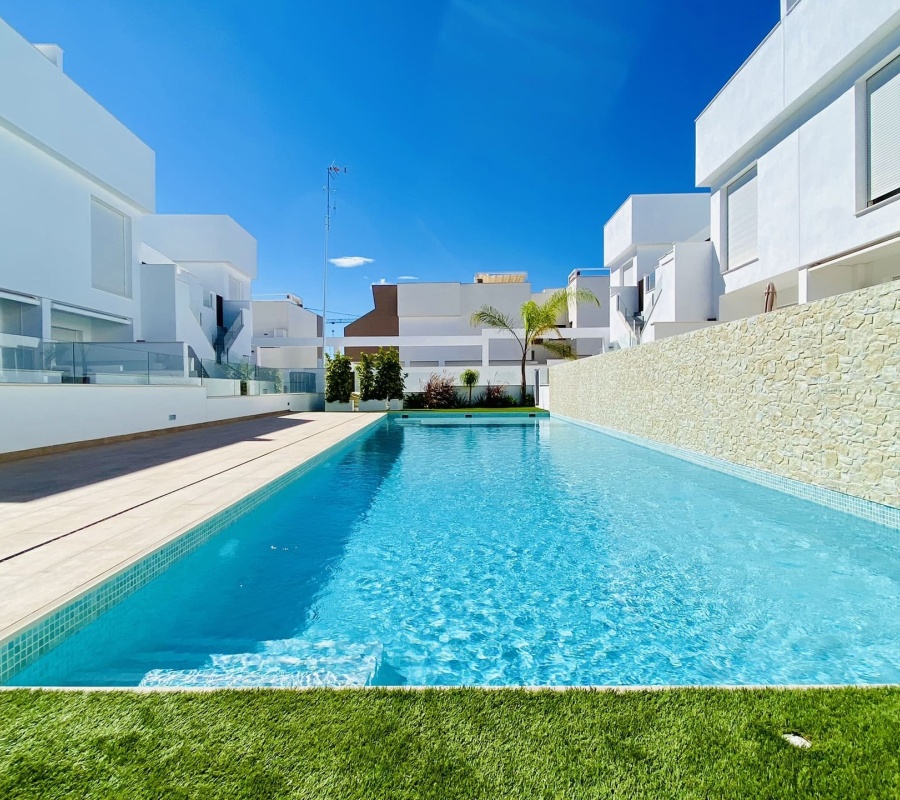 Calle San Isidro, 72, Pilar de la Horadada, Comunidad Valenciana, 0 , 3 Habitaciones Habitaciones,2 BathroomsBathrooms,Bungalow planta baja,Comprar,Calle San Isidro, 72,0,1957