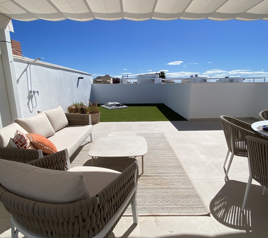 Calle San Isidro, 72, Pilar de la Horadada, Comunidad Valenciana, 0 , 3 Habitaciones Habitaciones,2 BathroomsBathrooms,Bungalow planta baja,Comprar,Calle San Isidro, 72,0,1957