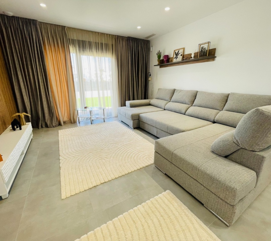 Calle Ariadna, 7, Torrevieja, Comunidad Valenciana, 0 , 5 Habitaciones Habitaciones,4 BathroomsBathrooms,Chalet,Comprar,Calle Ariadna, 7,0,2254