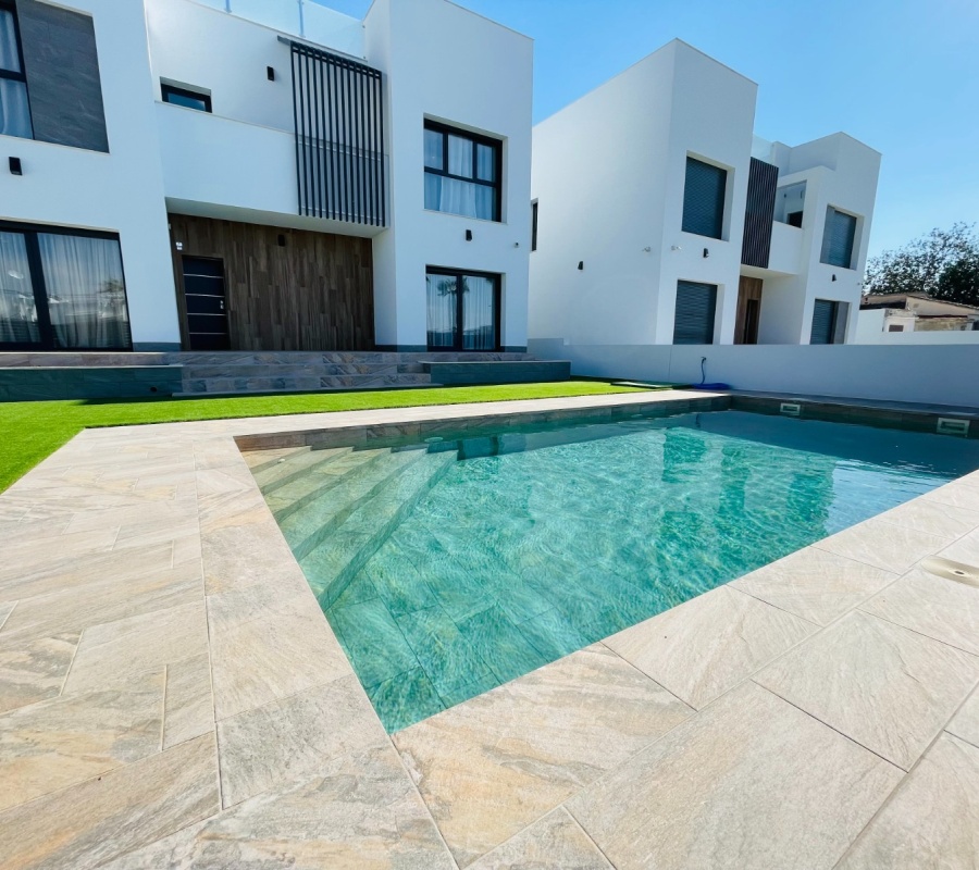 Calle Ariadna, 7, Torrevieja, Comunidad Valenciana, 0 , 5 Habitaciones Habitaciones,4 BathroomsBathrooms,Chalet,Comprar,Calle Ariadna, 7,0,2254