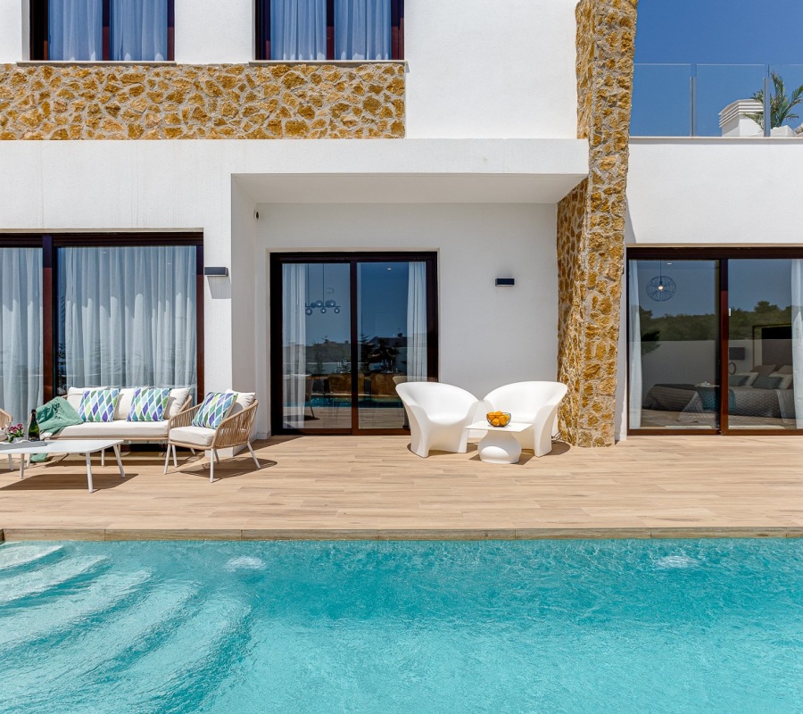 Finestrat, Alicante, Comunidad Valenciana, España, 0 , 4 Habitaciones Habitaciones,3 BathroomsBathrooms,Chalet,Comprar,Carrer Rey Alfonso XII, 1,0,2306