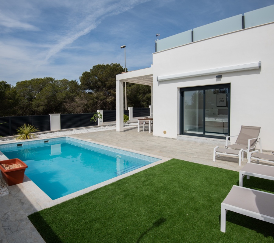 Pinar de Campoverde, Alicante, Comunidad Valenciana, España, 0 , 2 Habitaciones Habitaciones,2 BathroomsBathrooms,Chalet,Comprar,Calle Esparto, 1A,0,2307
