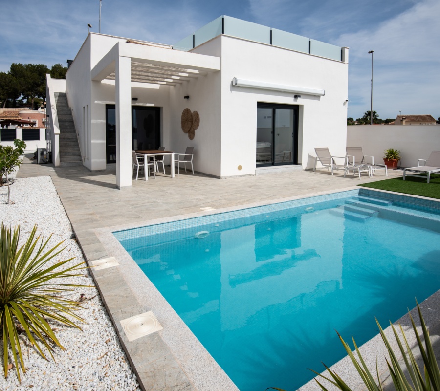 Pinar de Campoverde, Alicante, Comunidad Valenciana, España, 0 , 2 Habitaciones Habitaciones,2 BathroomsBathrooms,Chalet,Comprar,Calle Esparto, 1A,0,2307