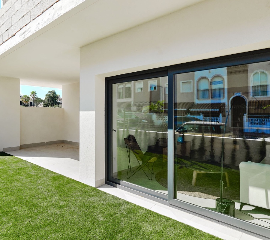 Torrevieja, Alicante, Comunidad Valenciana, España, 0 , 2 Habitaciones Habitaciones,2 BathroomsBathrooms,Bungalow planta alta,Comprar,Calle Urbano Arregui, 29,0,2587