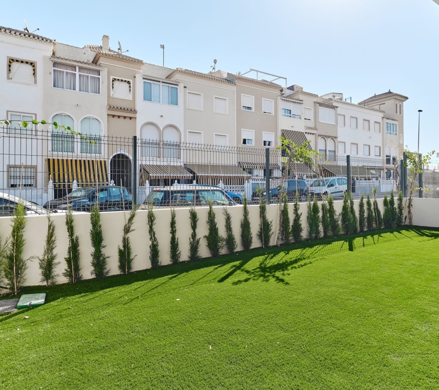 Torrevieja, Alicante, Comunidad Valenciana, España, 0 , 2 Habitaciones Habitaciones,2 BathroomsBathrooms,Bungalow planta alta,Comprar,Calle Urbano Arregui, 29,0,2587