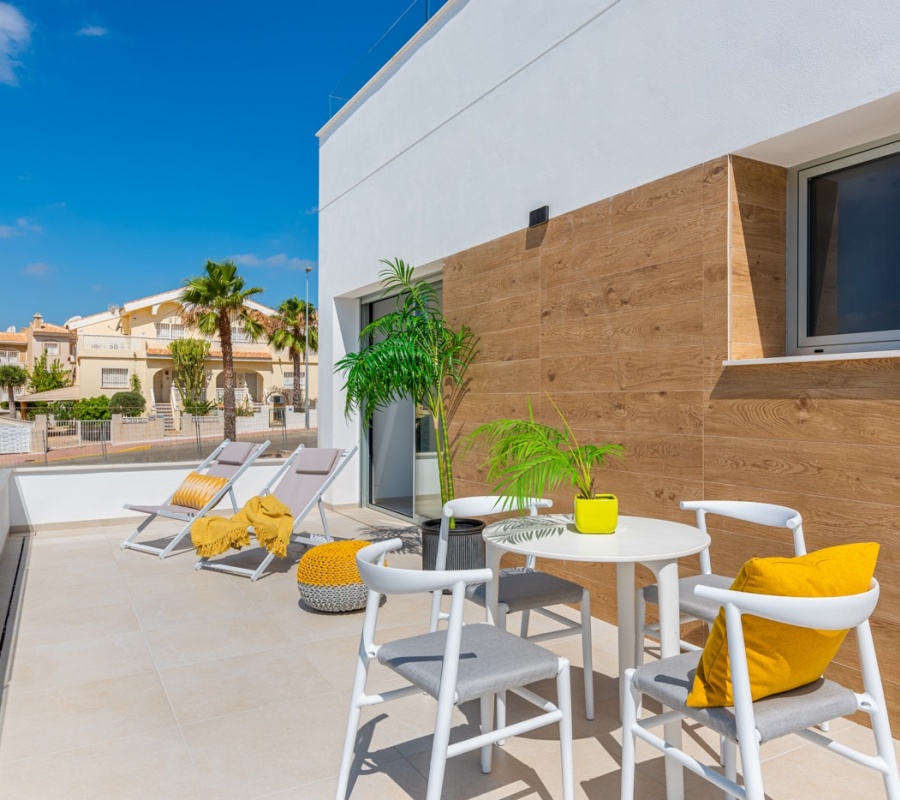 Ciudad Quesada, Alicante, Comunidad Valenciana, España, 0 , 4 Habitaciones Habitaciones,3 BathroomsBathrooms,Chalet,Comprar,Calle Isla de la Gomera, 13,0,2596