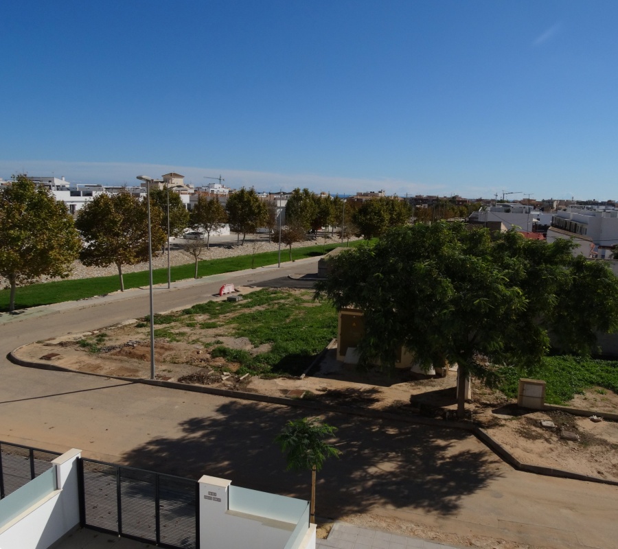 Pilar de la Horadada, Alicante, Comunidad Valenciana, España, 0 , 3 Habitación Habitaciones,2 BañoBathrooms,Bungalow planta alta,Comprar,Avenida Príncipe de Asturias, 13V,0,2811