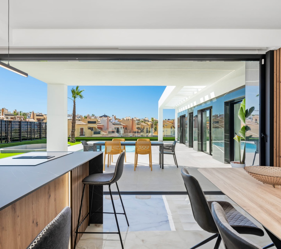 La Finca Golf, Alicante, Comunidad Valenciana, España, 0 , 3 Habitaciones Habitaciones,2 BathroomsBathrooms,Chalet,Comprar,Calle Redován, 229,0,1244