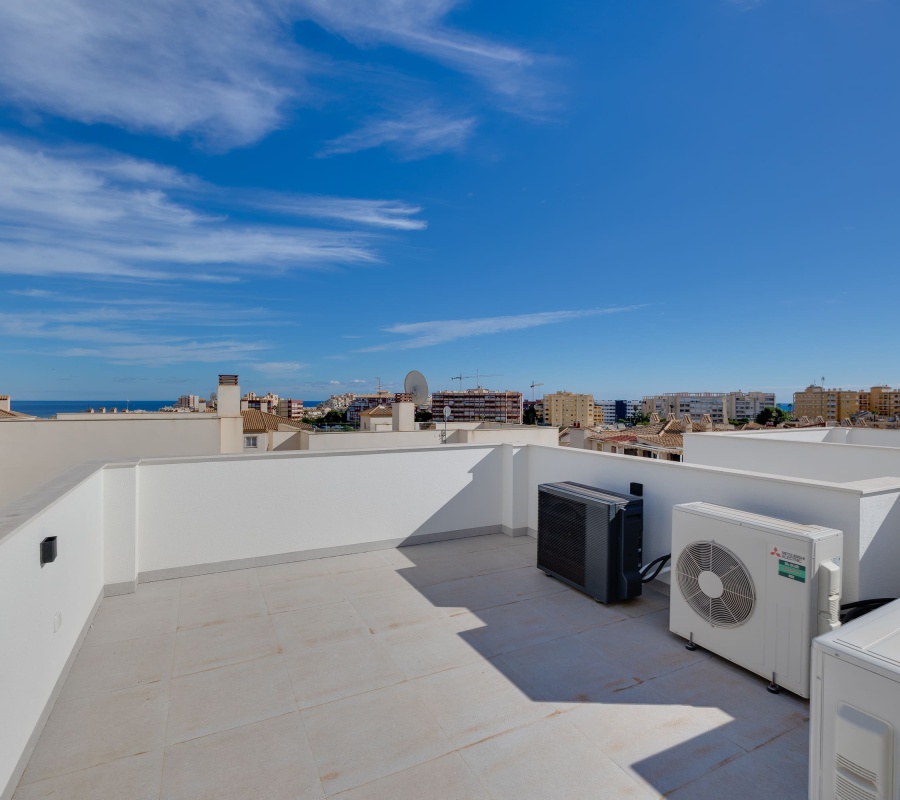 Calle Argonautas, 16A, Torrevieja, Comunidad Valenciana, 0 , 4 Habitaciones Habitaciones,2 BathroomsBathrooms,Chalet,Comprar,Calle Argonautas, 16A,0,1512