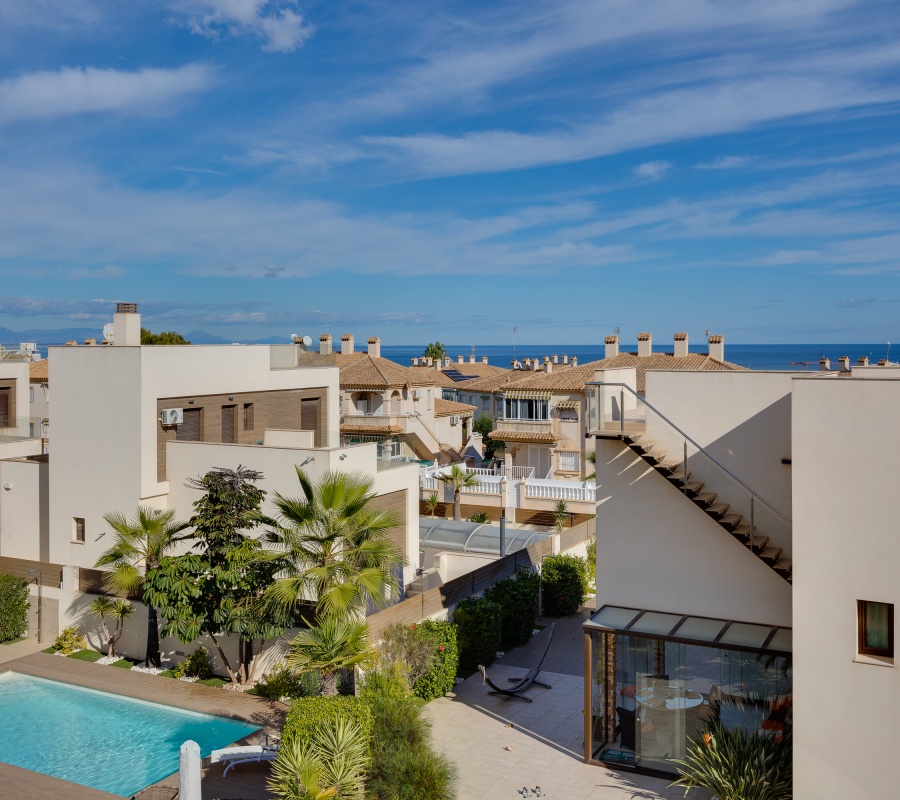 Calle Argonautas, 16A, Torrevieja, Comunidad Valenciana, 0 , 4 Habitaciones Habitaciones,2 BathroomsBathrooms,Chalet,Comprar,Calle Argonautas, 16A,0,1512