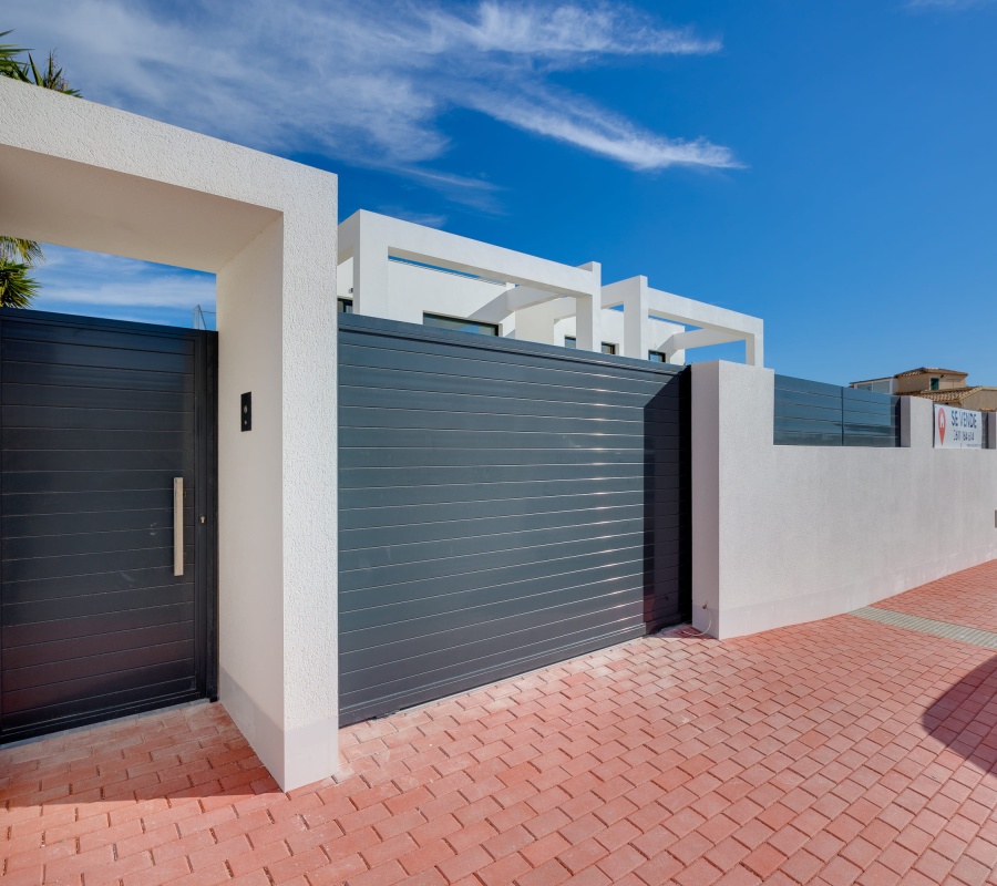 Calle Argonautas, 16A, Torrevieja, Comunidad Valenciana, 0 , 4 Habitaciones Habitaciones,2 BathroomsBathrooms,Chalet,Comprar,Calle Argonautas, 16A,0,1512