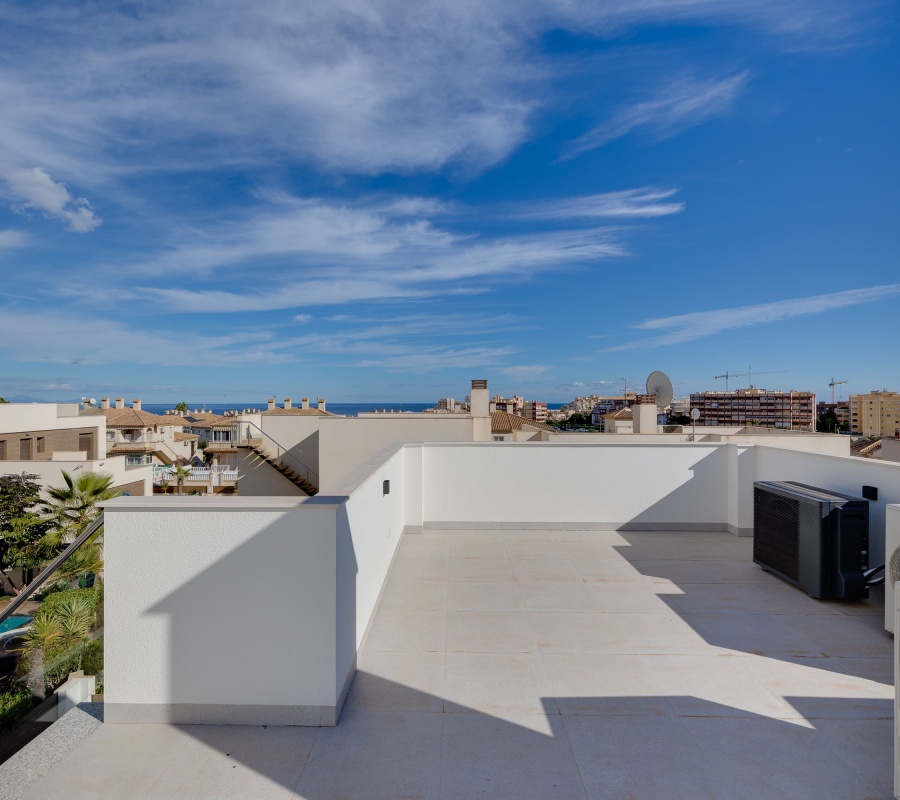 Calle Argonautas, 16A, Torrevieja, Comunidad Valenciana, 0 , 4 Habitaciones Habitaciones,2 BathroomsBathrooms,Chalet,Comprar,Calle Argonautas, 16A,0,1512