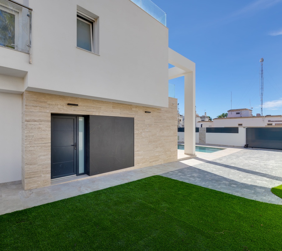 Calle Argonautas, 16A, Torrevieja, Comunidad Valenciana, 0 , 4 Habitaciones Habitaciones,2 BathroomsBathrooms,Chalet,Comprar,Calle Argonautas, 16A,0,1512