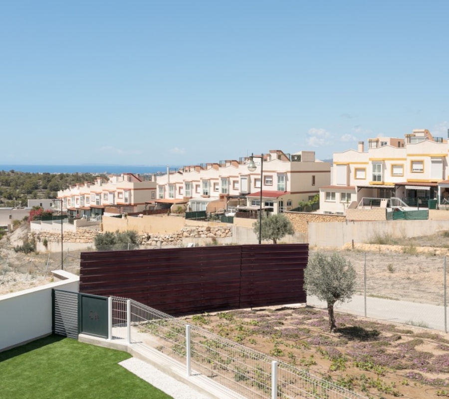 Avenida Barcelona, 27, Finestrat, Comunidad Valenciana, 0 , 4 Habitaciones Habitaciones,2 BathroomsBathrooms,Adosado,Comprar,Avenida Barcelona, 27,0,1811
