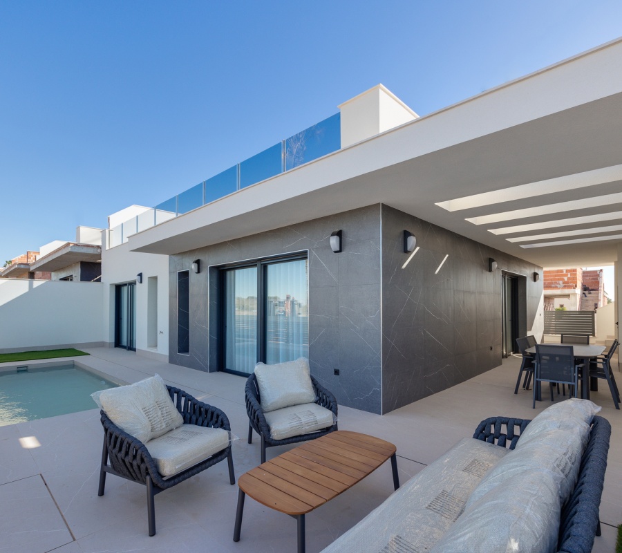 Torrevieja, Alicante, Comunidad Valenciana, España, 0 , 3 Habitaciones Habitaciones,2 BathroomsBathrooms,Chalet,Comprar,Avenida Tirso de Molina, 159,0,1842