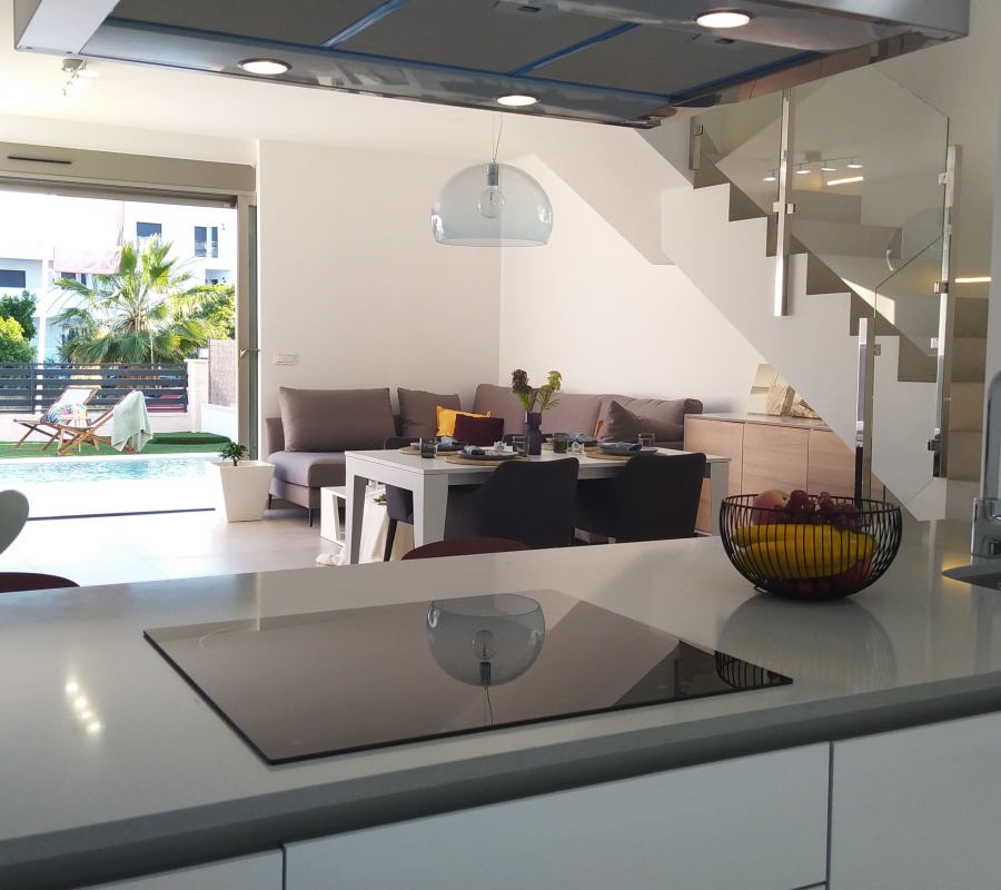 Orihuela, Alicante, Comunidad Valenciana, España, 0 , 3 Habitaciones Habitaciones,4 BathroomsBathrooms,Adosado,Comprar,Calle de la Garza, 12,0,1875