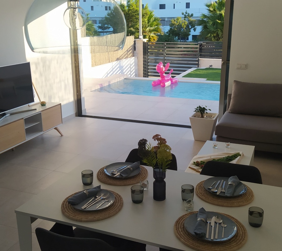 Orihuela, Alicante, Comunidad Valenciana, España, 0 , 3 Habitaciones Habitaciones,4 BathroomsBathrooms,Adosado,Comprar,Calle de la Garza, 12,0,1876